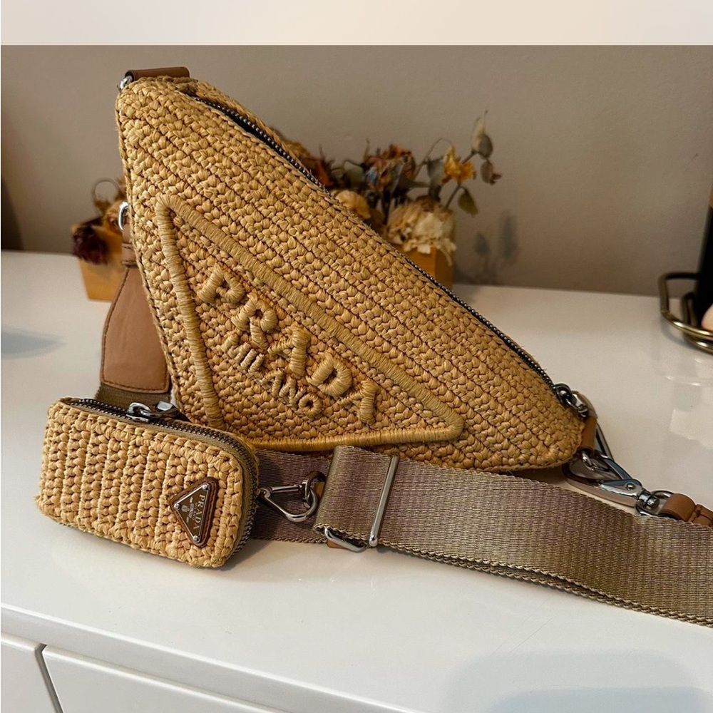 PRADA Raffia cross-body - Picture 2 of 5